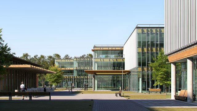 Building of the Education of the Future Park of Innovation